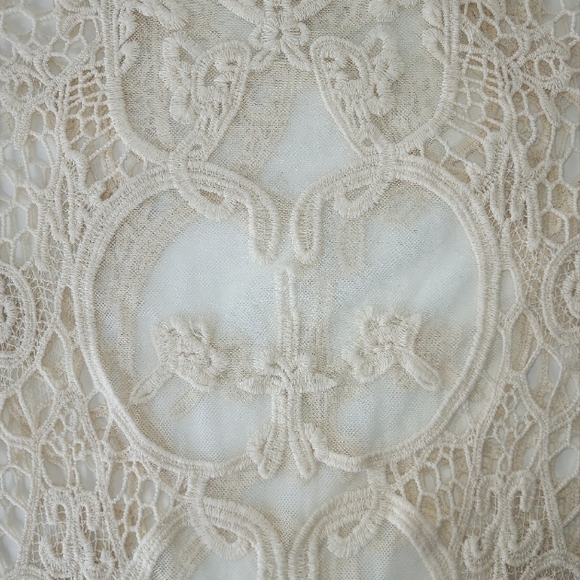 ORIGAMI by vivian Cream Boho Crochet Lace Long Sleeve Top Size M/L - Picture 10 of 10